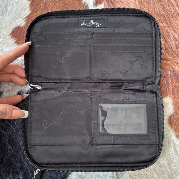 Vera Bradley Set of 3 Vintage Zip Around Wallet Wristlet Cosmetic Pouch Quilted - Picture 15 of 16